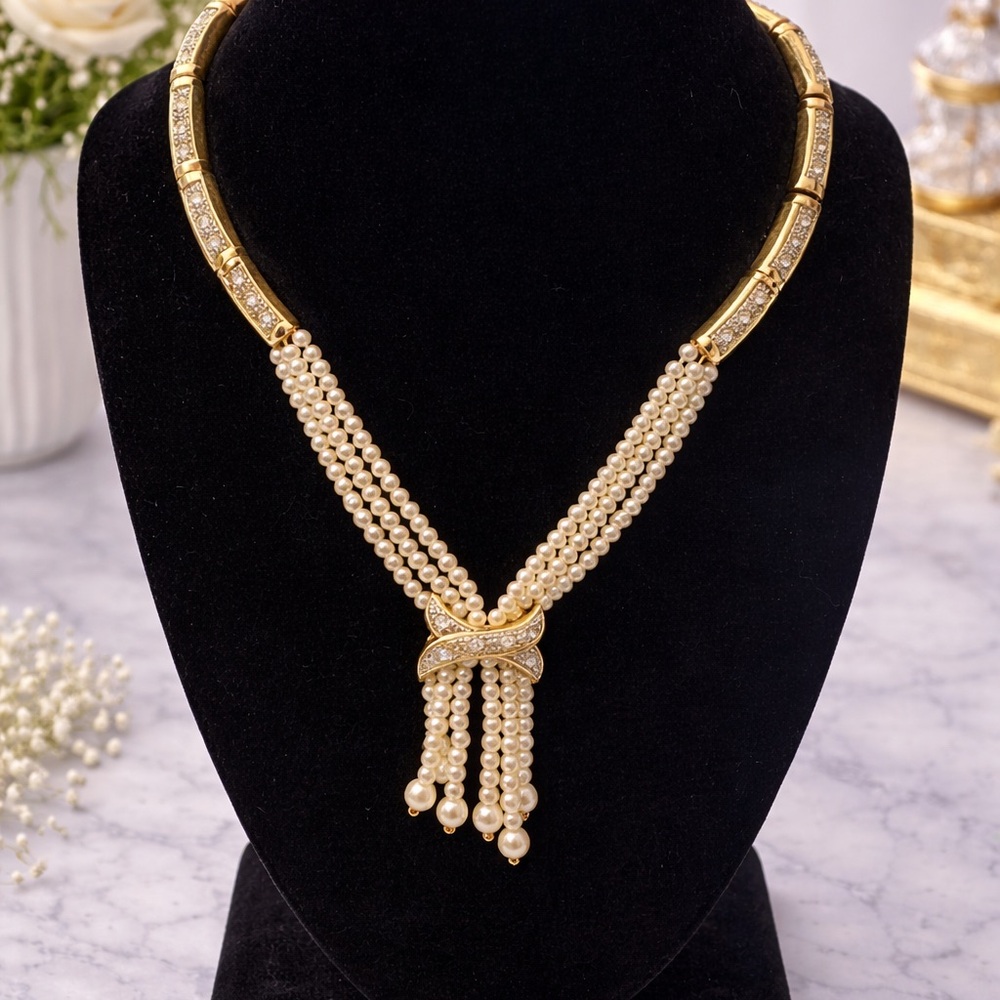 Vintage Pearl Rhinestone Choker Necklace Gold Tone Bow Tassel